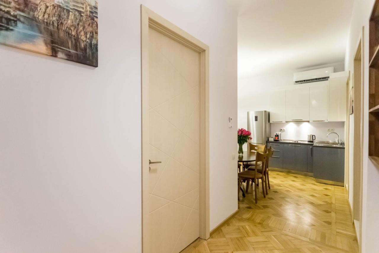 Luxury 3 Bedroom Apartment By Freedom Square City Center Tbilisi Exteriér fotografie